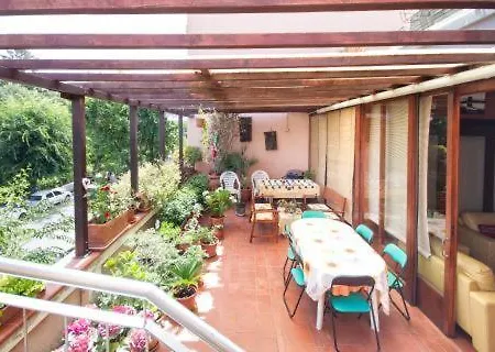 Zahra Apartment